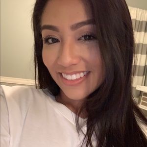 Meet your Posher, Veronica